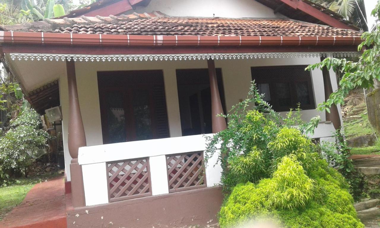 The Ocean Bed & Breakfast Унаватуна Екстериор снимка