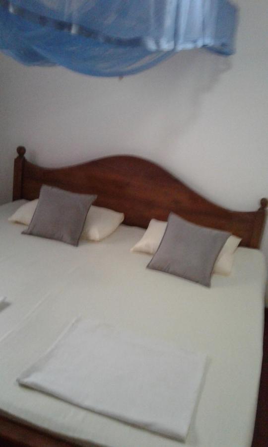 The Ocean Bed & Breakfast Унаватуна Екстериор снимка