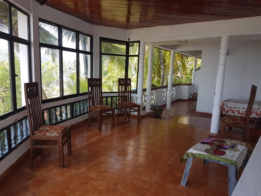 The Ocean Bed & Breakfast Унаватуна Екстериор снимка