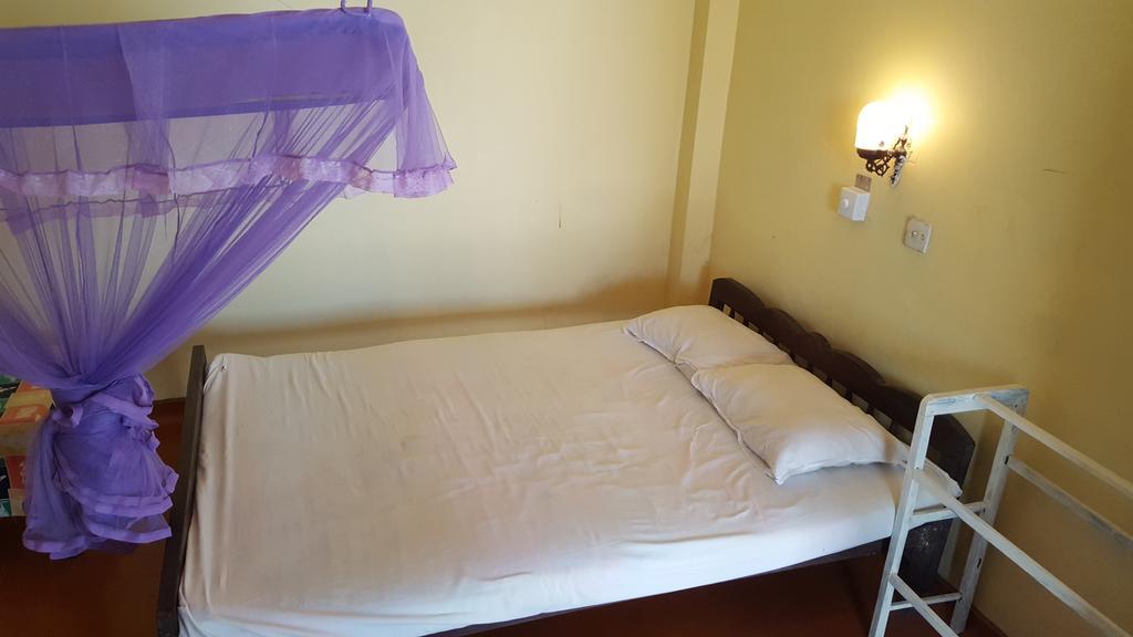 The Ocean Bed & Breakfast Унаватуна Екстериор снимка